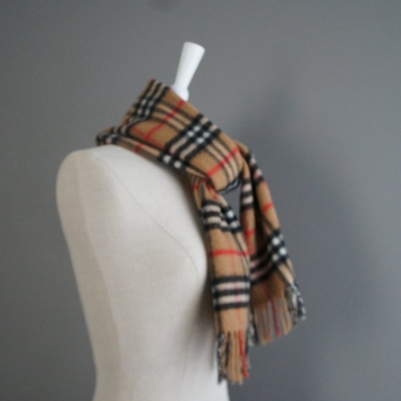 Burberry Cashmere & Wool Classic Scarf - Picture 9 of 12